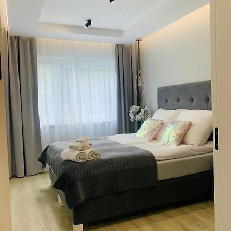 Apartament Moniuszko Z Parkingiem Podziemnym Gorzow Wielkopolski Exterior photo